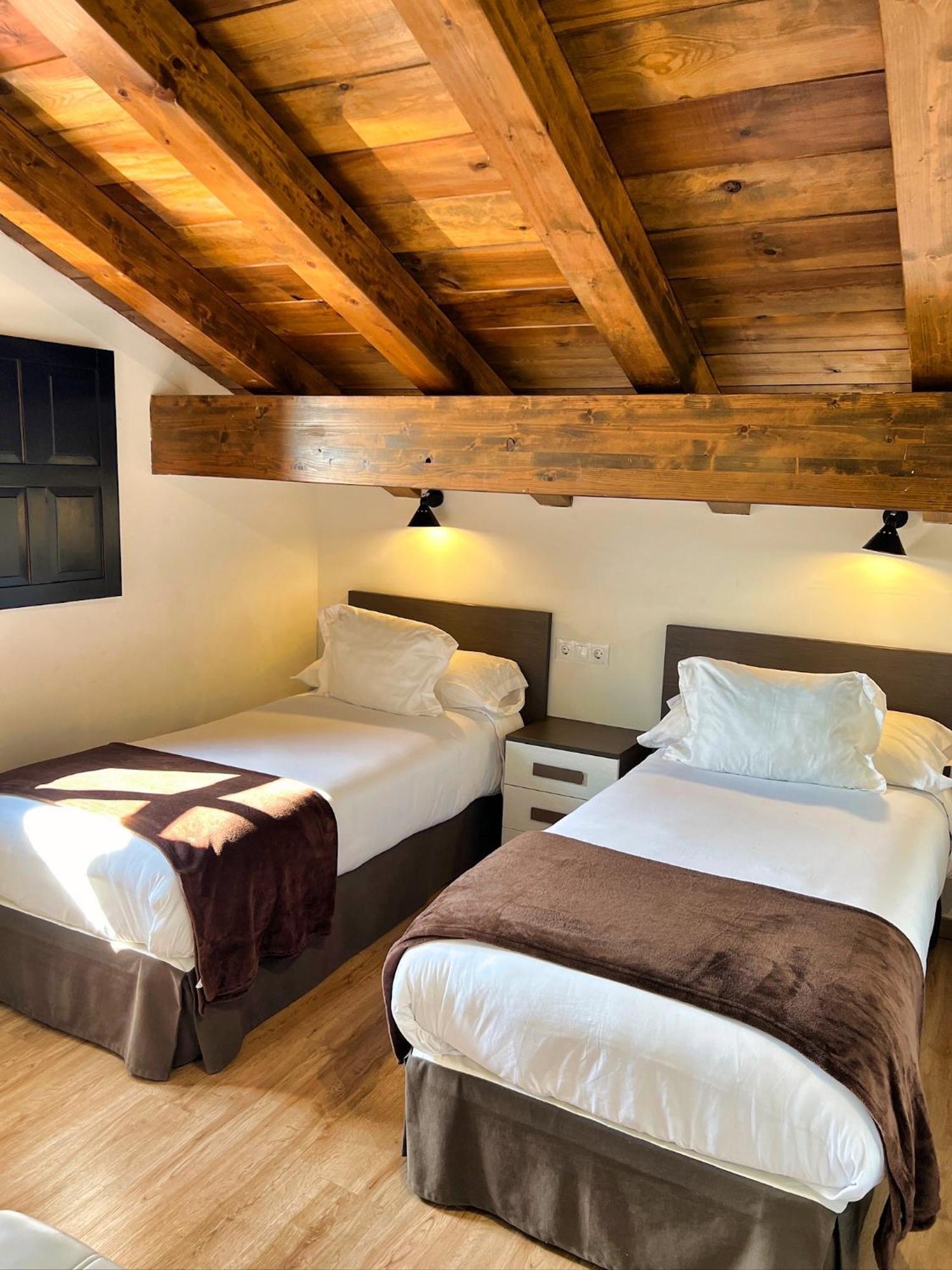 Apartamentos Spa Casco Historico De Isla - Alojateisla Room photo